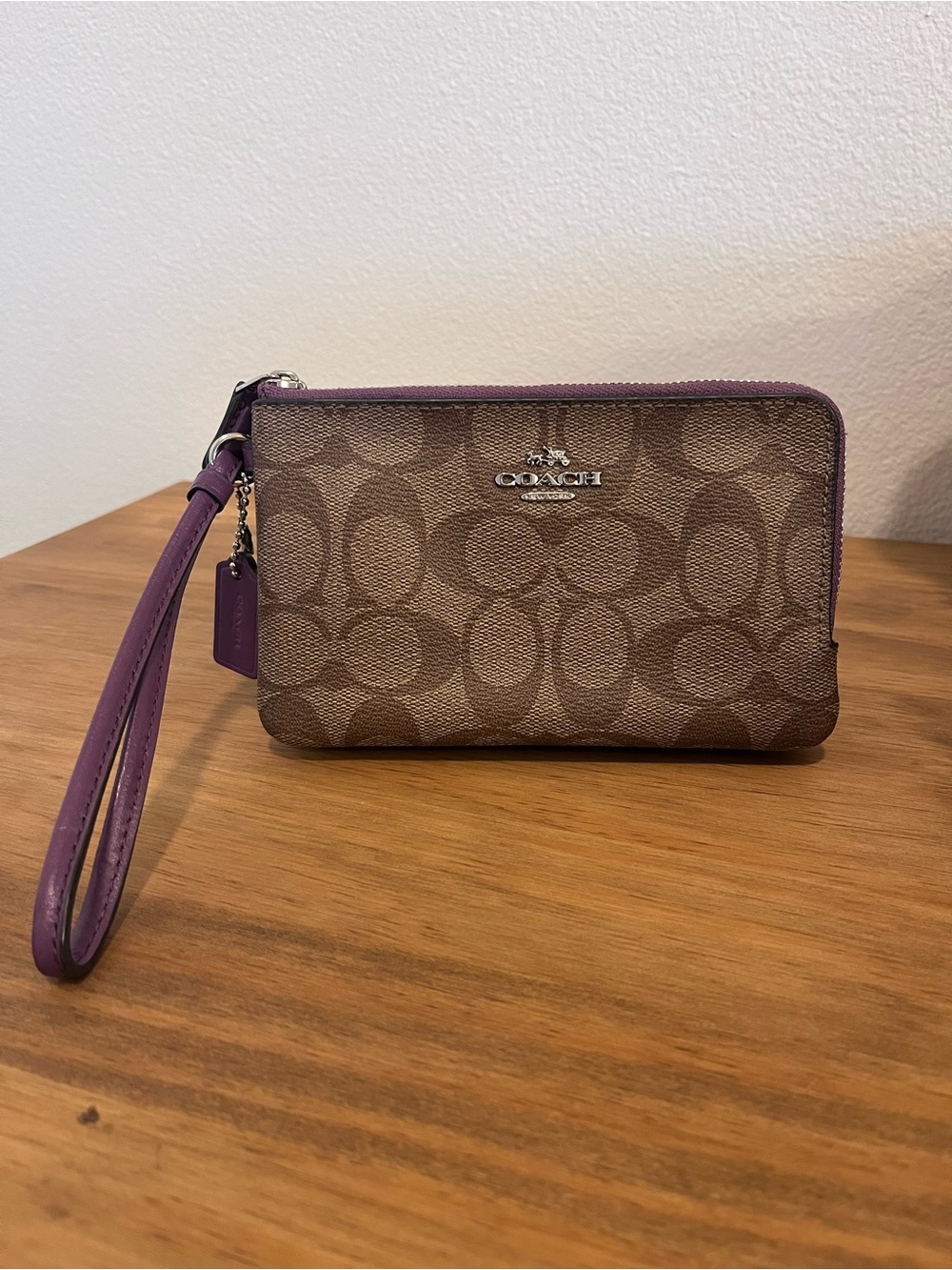 Coach F87591 Double Corner Zip Wristlet Signature Canvas Khaki Purple Lilac